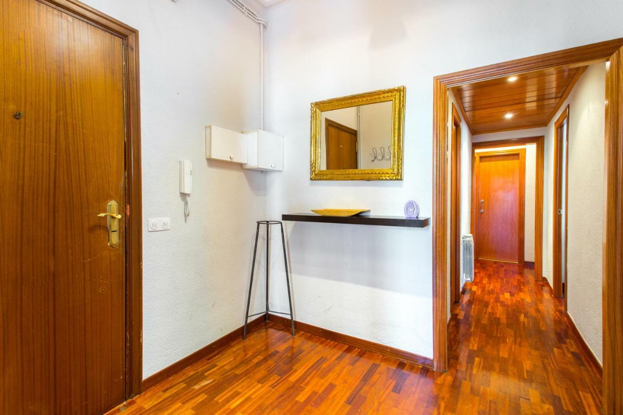 Friendly Rentals Rambla Flower Barcelona Ngoại thất bức ảnh