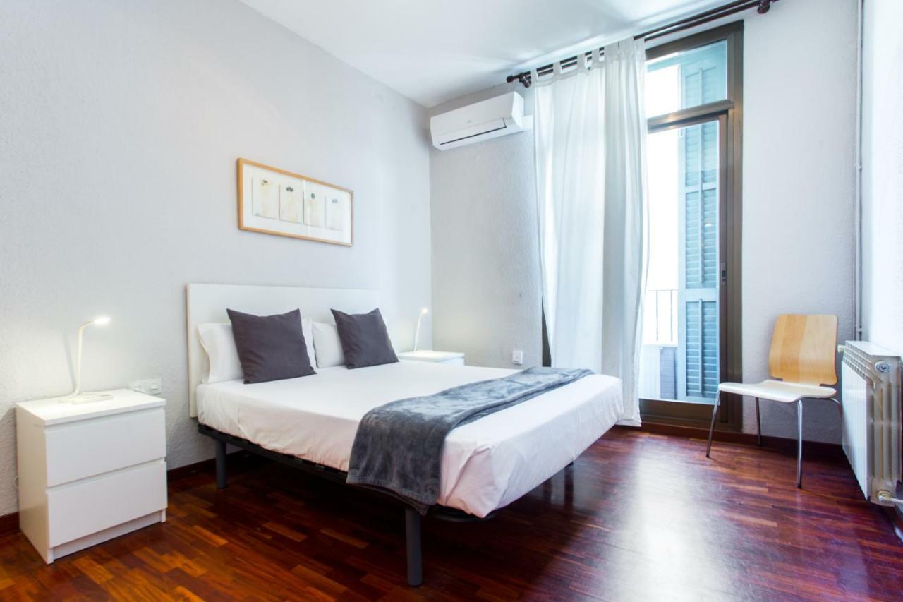 Friendly Rentals Rambla Flower Barcelona Ngoại thất bức ảnh